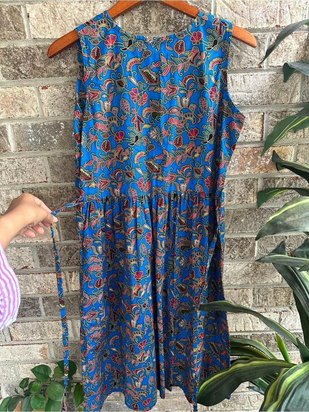 Ethnic batik cotton Blue Floral Sleeveless Midi Dress embroidered button front